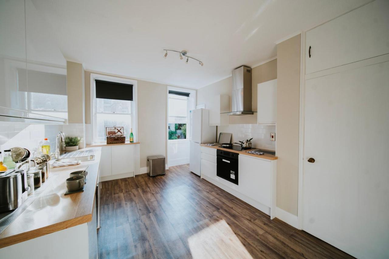 Roman Penthouse- City Skyline Views, 4K Tvs, 5G Wifi And More! Appartement Bath Buitenkant foto