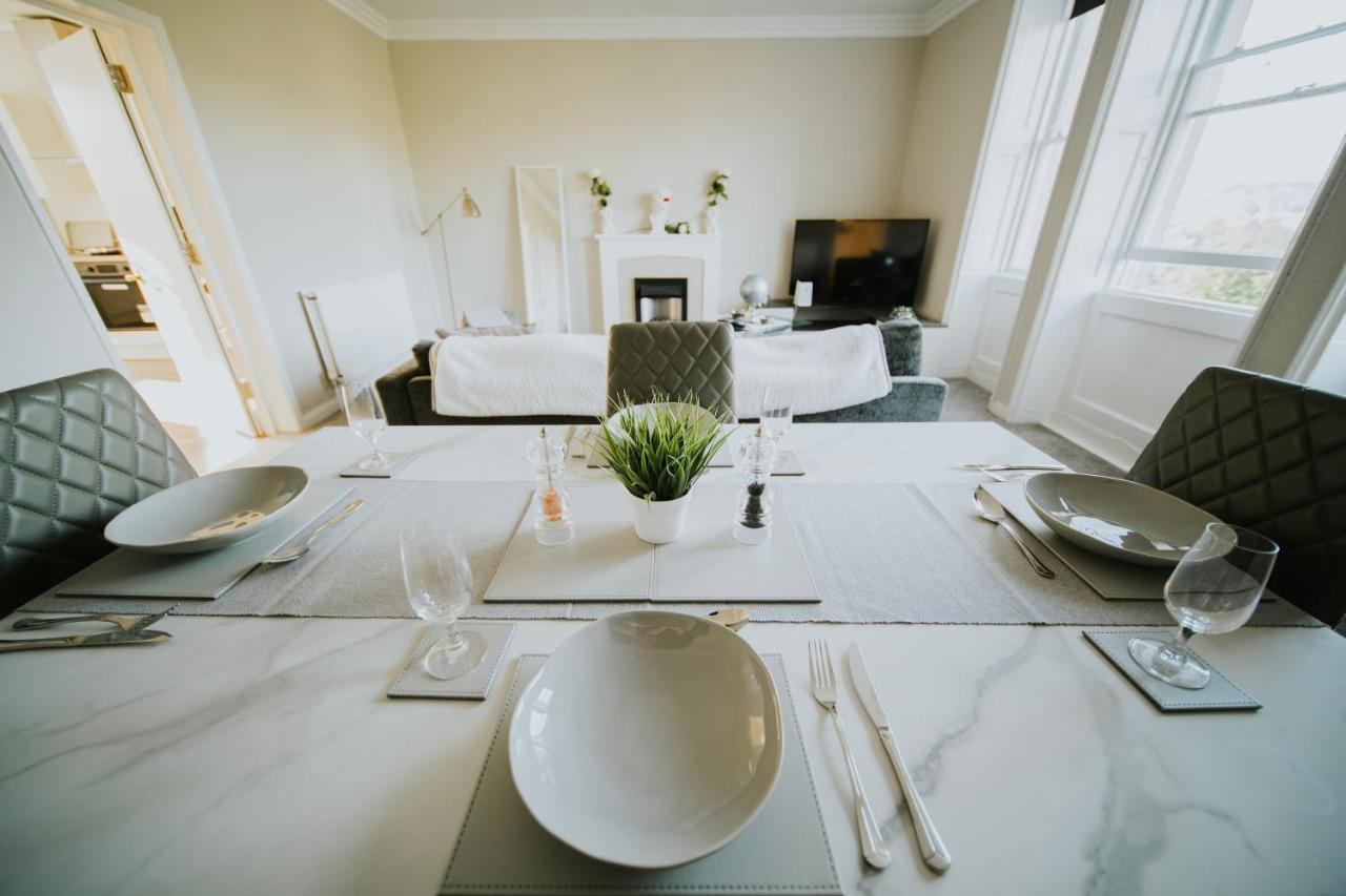 Roman Penthouse- City Skyline Views, 4K Tvs, 5G Wifi And More! Appartement Bath Buitenkant foto