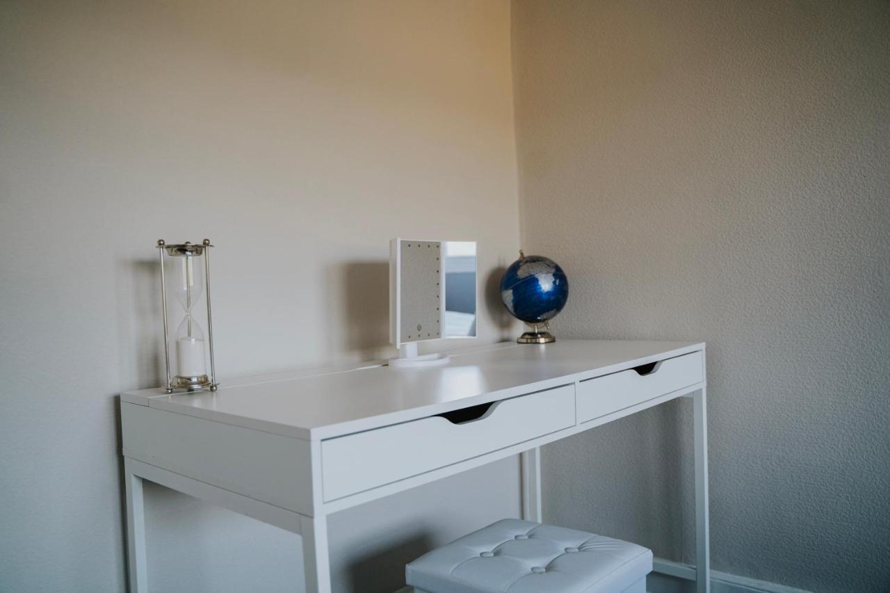 Roman Penthouse- City Skyline Views, 4K Tvs, 5G Wifi And More! Appartement Bath Buitenkant foto